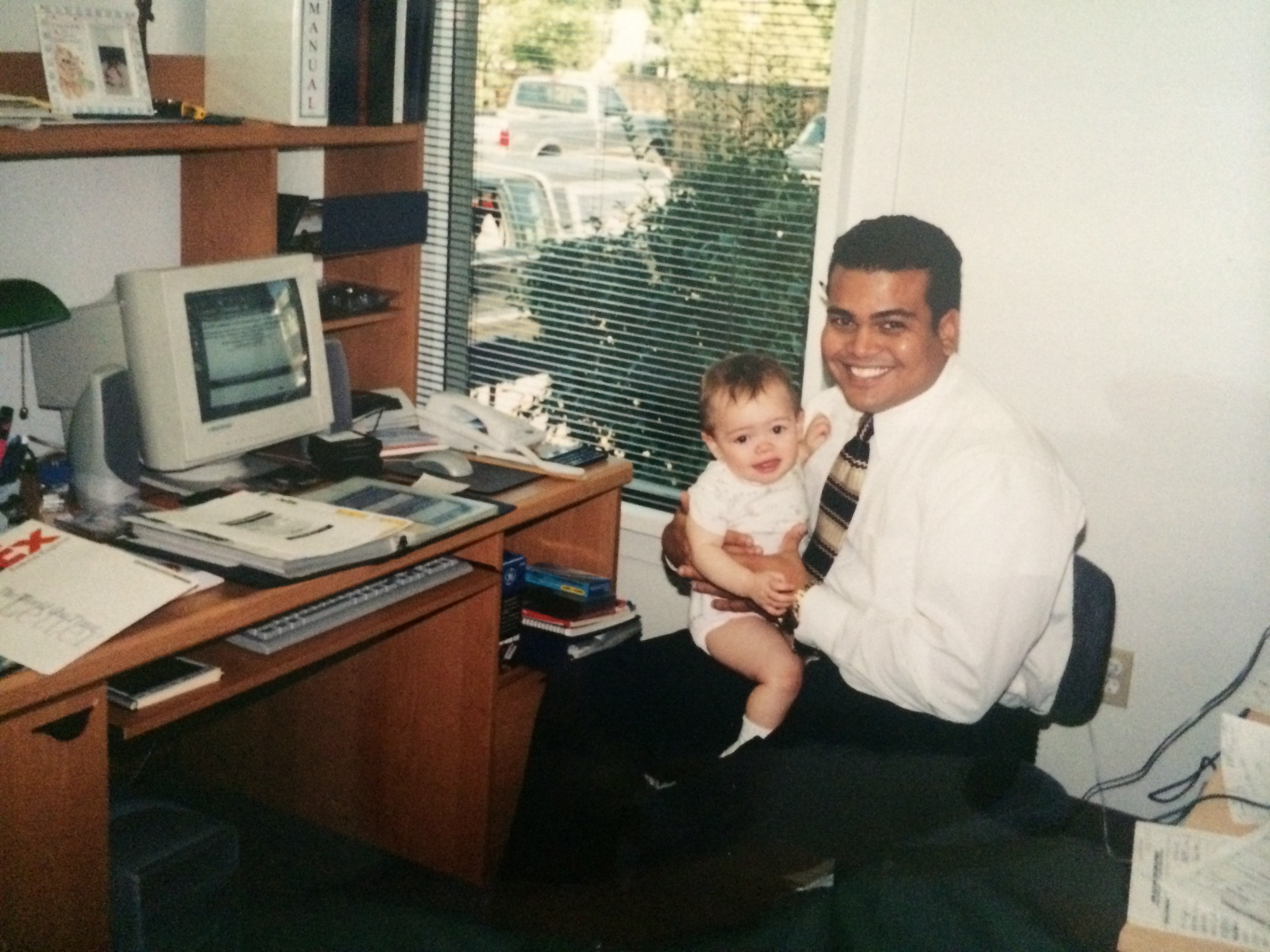 Oliver Maldonado Business Image